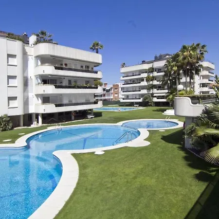 Pool & Sea Terrace Luxury, Comfort, Unbeatable Location