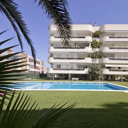 Pool & Sea Terrace Luxury, Comfort, Unbeatable Location