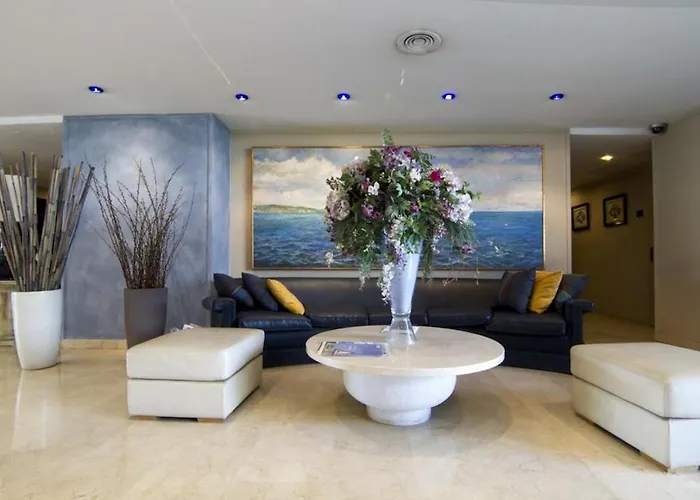 アパート Pool & Sea Terrace Luxury, Comfort, Unbeatable Location シッチェス