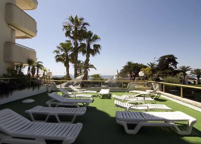 Pool & Sea Terrace Luxury, Comfort, Unbeatable Location