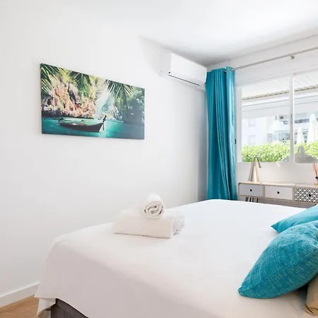 Pool & Sea Terrace Luxury, Comfort, Unbeatable Location 아파트 *